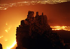 Skylights und Lavafall im Valle del Bove: <font color='#A00000'>Videoclips</font> und <a href='/stromboli/etna/etna04/etna0410photo-de.html'>Fotos</a>