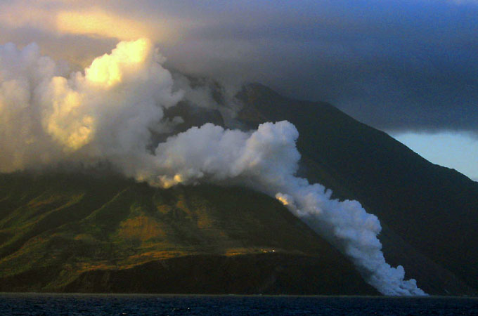 Effusive eruption 2007