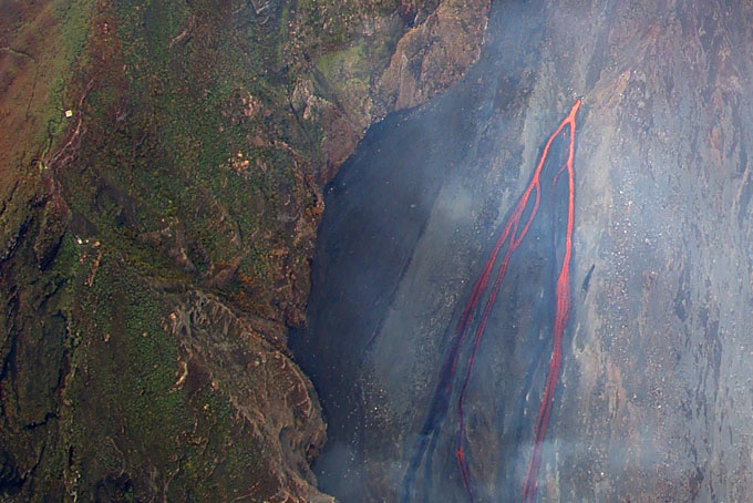 11 March 2007: The Eruption from Above
